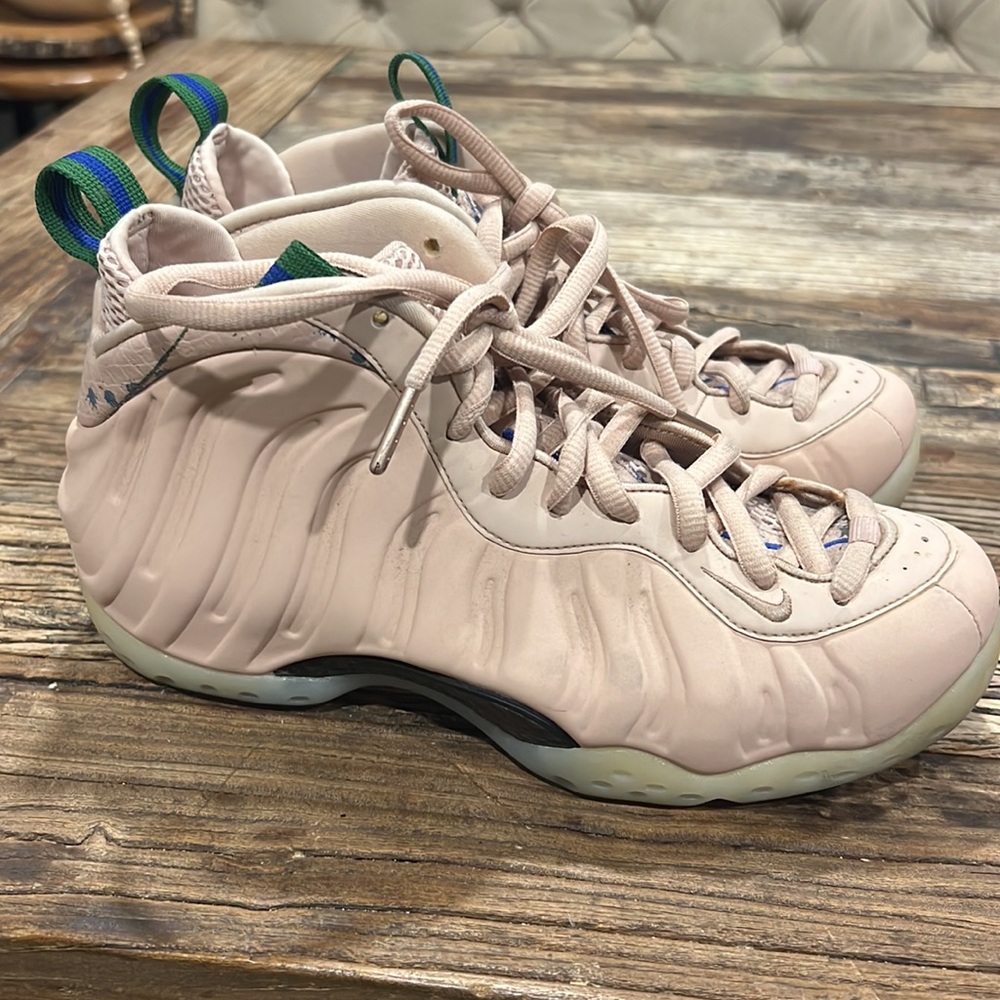 Nike Air Foamposite Pink Size 7
